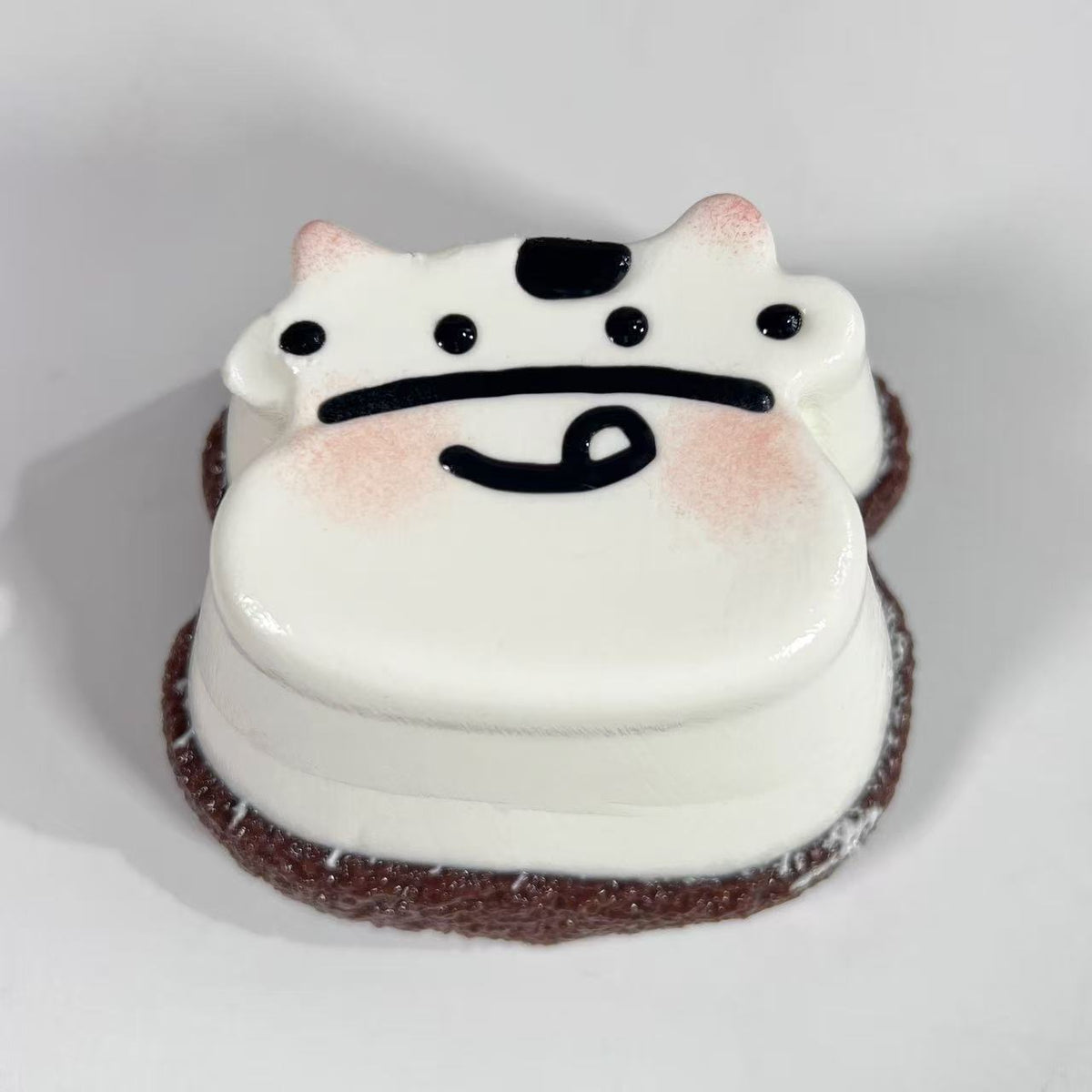 牛プリン スクイーズトイ 水感たっぷり 超柔らか 手作り 高見映えギフト