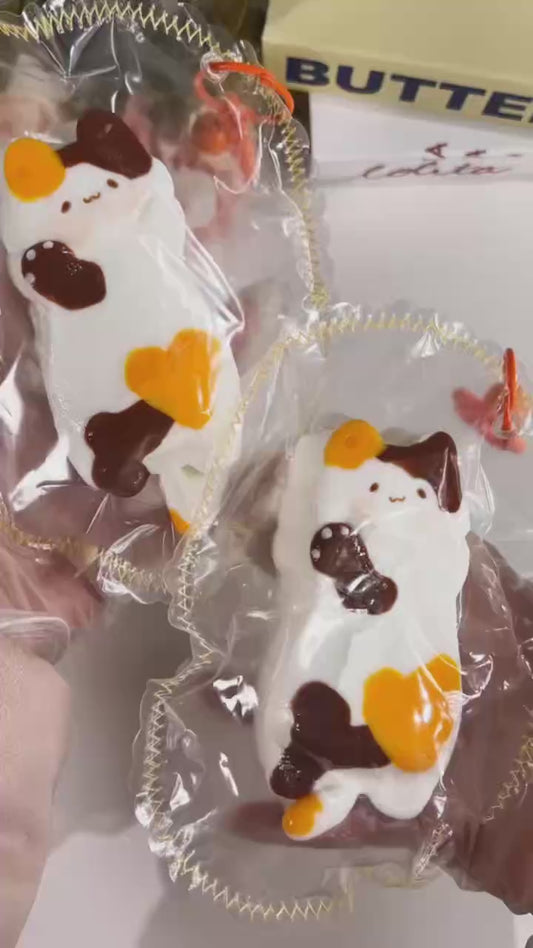 三花仔猫スクイーズ 水感 爆砕泥感 クリーム感 ハンドメイド 食品グレードシリコン スローリバウンド 学生リュックチャーム ストレス解消グッズ